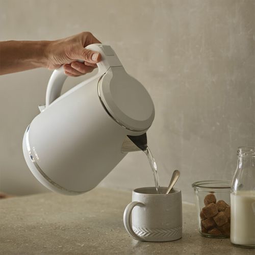 Cuisinart Neutrals Jug Kettle in Pebble Kettles Cuisinart