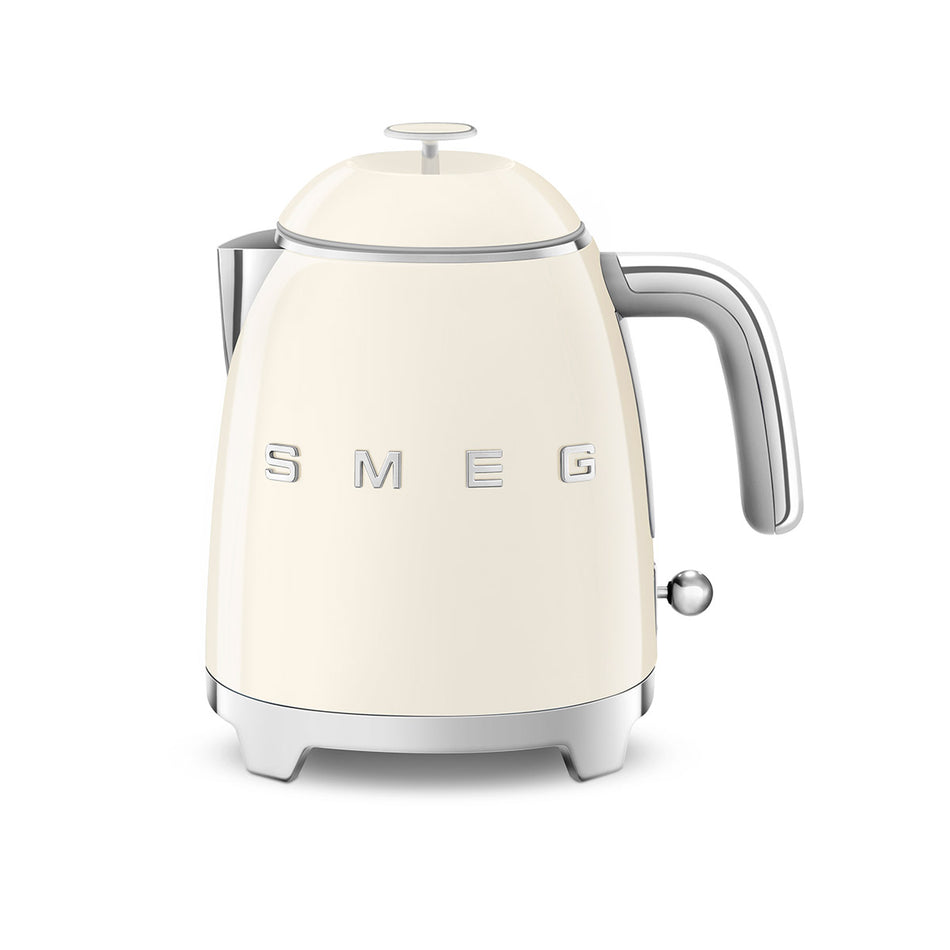 Smeg KLF05CRUK Retro Style Mini Jug Kettle in Cream