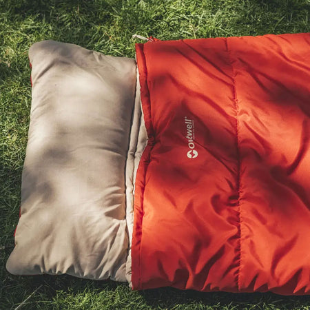 Outwell Contour Lux Sleeping Bag - Red Sleeping Bags Outwell