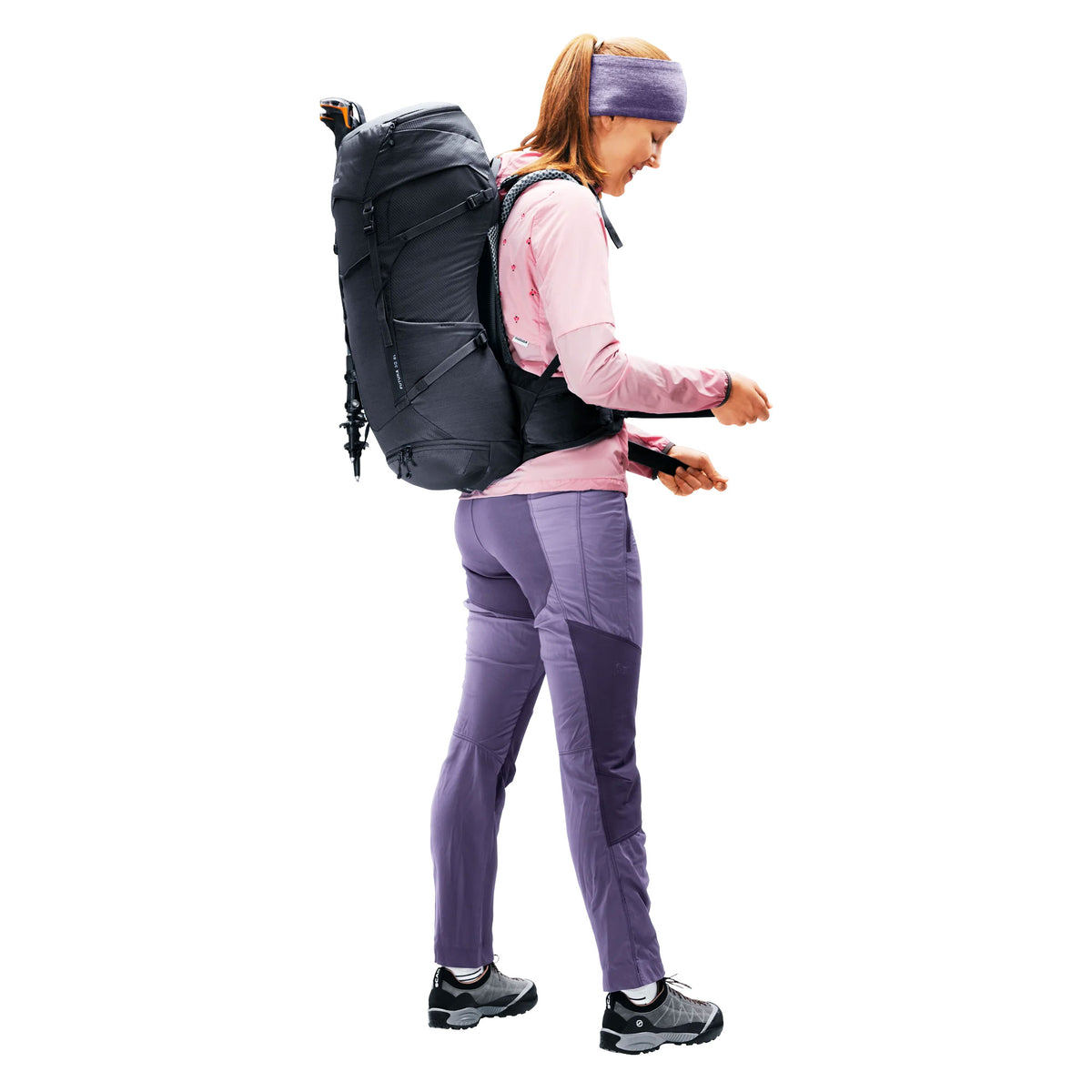 deuter Futura 30 SL Hiking Backpack | Black Camping Accessories deuter