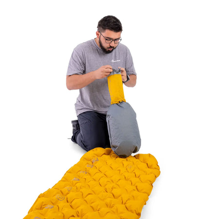 Sea to Summit Ultralight XR Insulated Air Sleeping Mat - Regular Camping Accessories Sea to Summit
