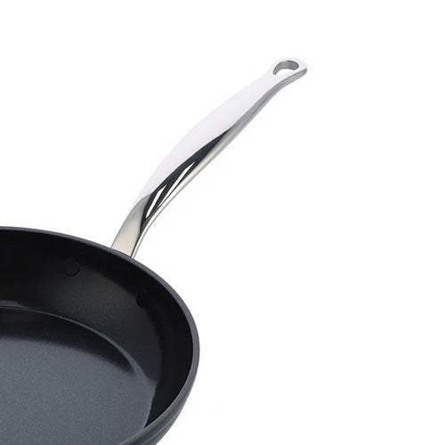 GreenPan Barcelona Pro Wok 28cm / 3.65 Litre Pots & Pans GreenPan