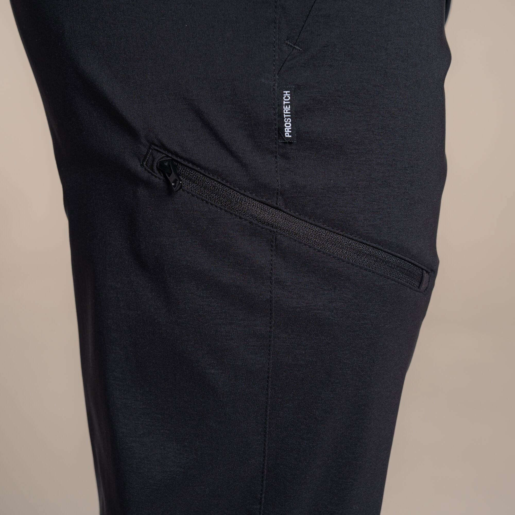 Craghoppers Men's Kiwi Pro III Trousers | Black Clothing Craghoppers