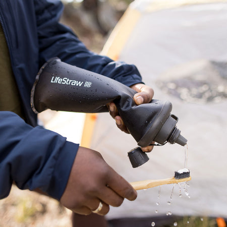 LifeStraw Peak Series Collapsible Squeeze Bottle 1L - Dark Grey Water Bottle Lifestraw