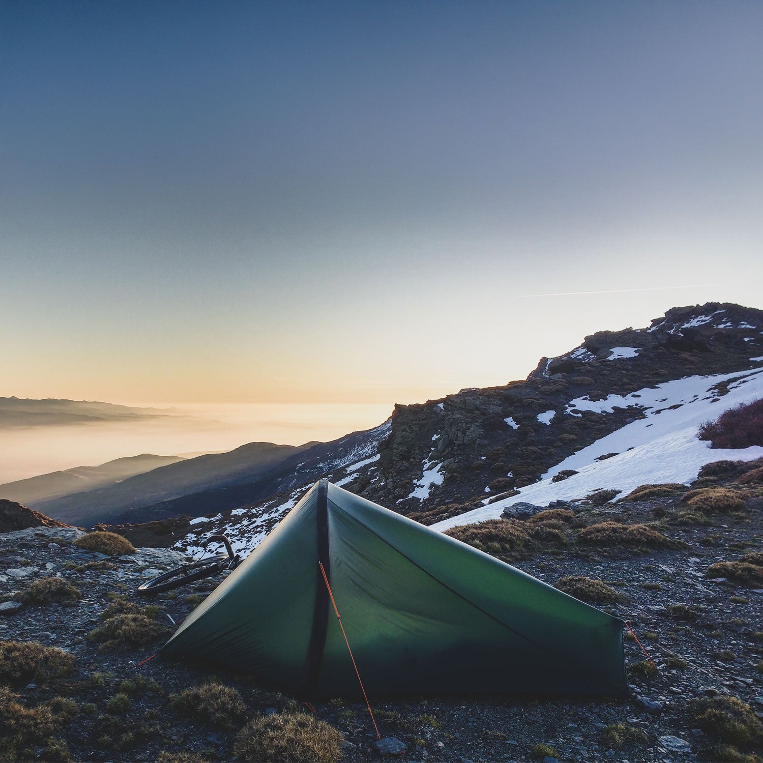 Vango F10 Hydrogen Air 1-Person Tent Tents Vango