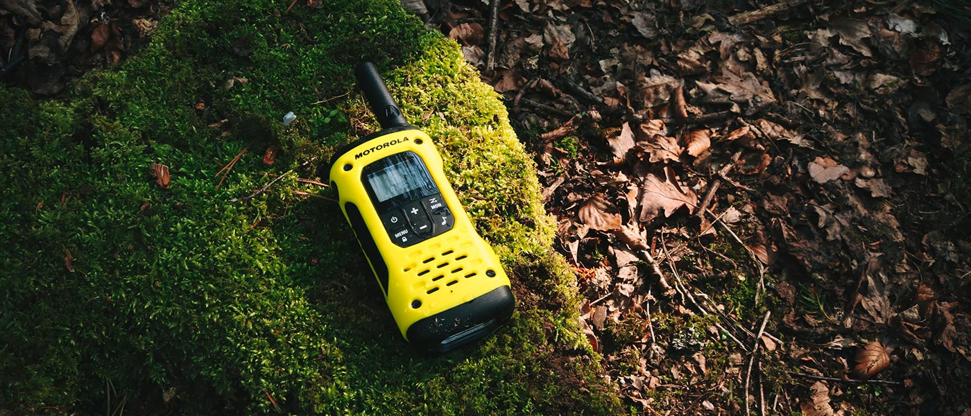 Review of the popular Motorola T82 personal walkie talkies. Not